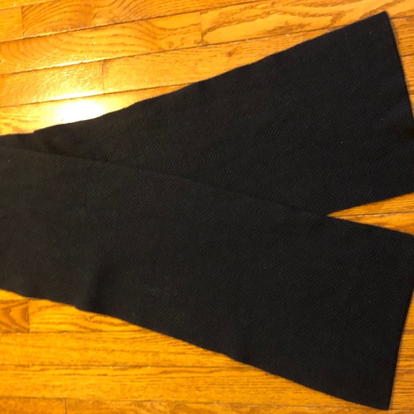 Calvin Klein Black and Navy Chevron Knit Scarf - Picture 4 of 6